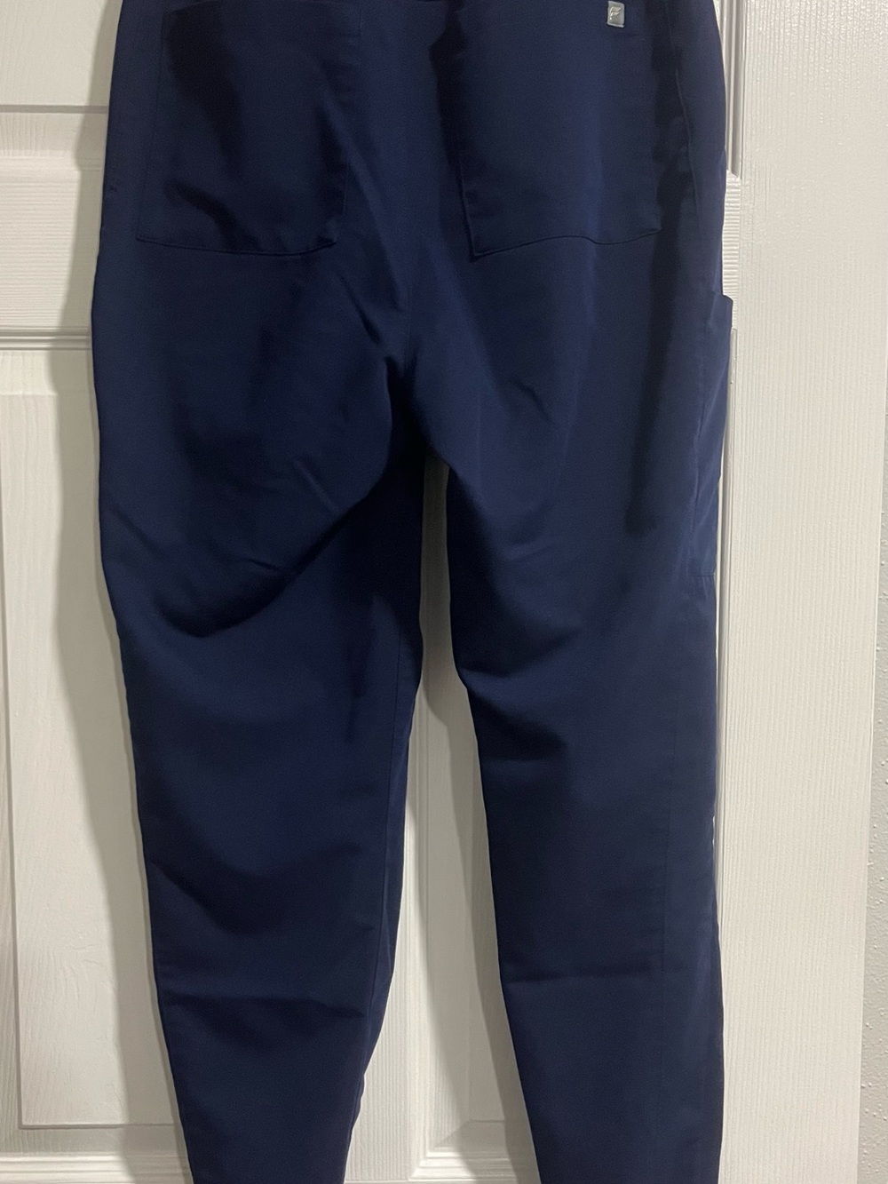 *set* Fabletics Women’s Navy Drawstring Jogger Scrub Set - Picture 2 of 6